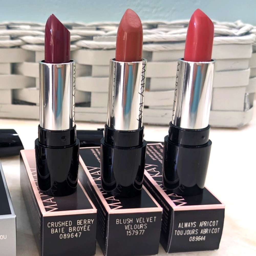 Mary Kay® Gel Semi-Matte Lipstick - Blush Velvet